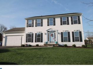 335 Winchester Ln, West Grove, PA 19390