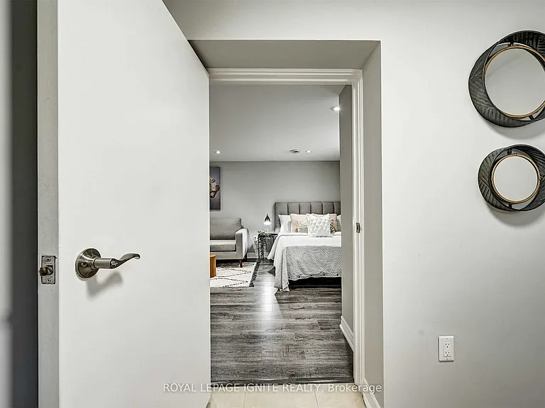 106 Gilroy Dr #BSMT STUDIO — Photo 2