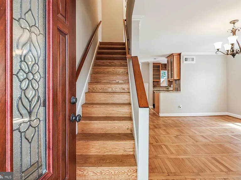 829 S Ivy St — Photo 9