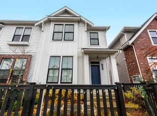 19656 75a Ave, Langley, BC V2Y 3T2