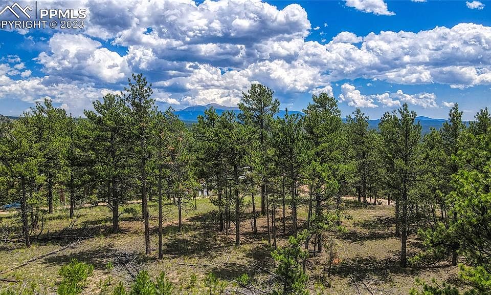 1st image of 2075 Pikes Peak Dr