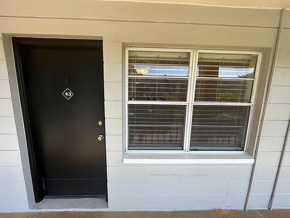 2nd image of 5221 S Bayshore Blvd #43