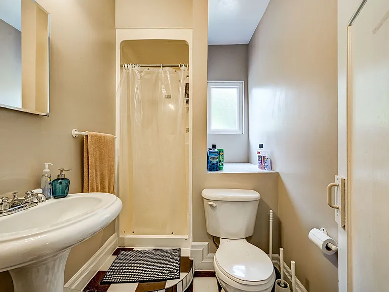 154 Bedford Rd #1 — Photo 12