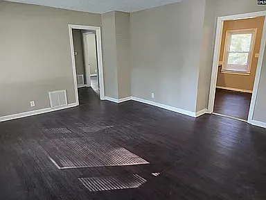 1820 Saint Louis Ave — Photo 2