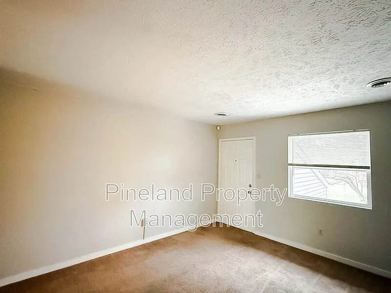 2740 George Owen Rd #C — Photo 3