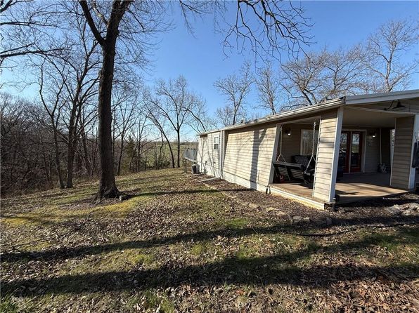 798 Lake Viking Ter, Altamont, MO 64620