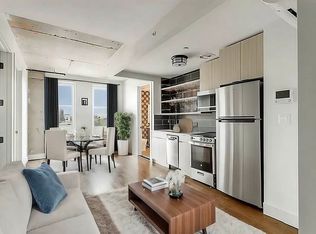 740 E 21st St #3C, Brooklyn, NY 11210