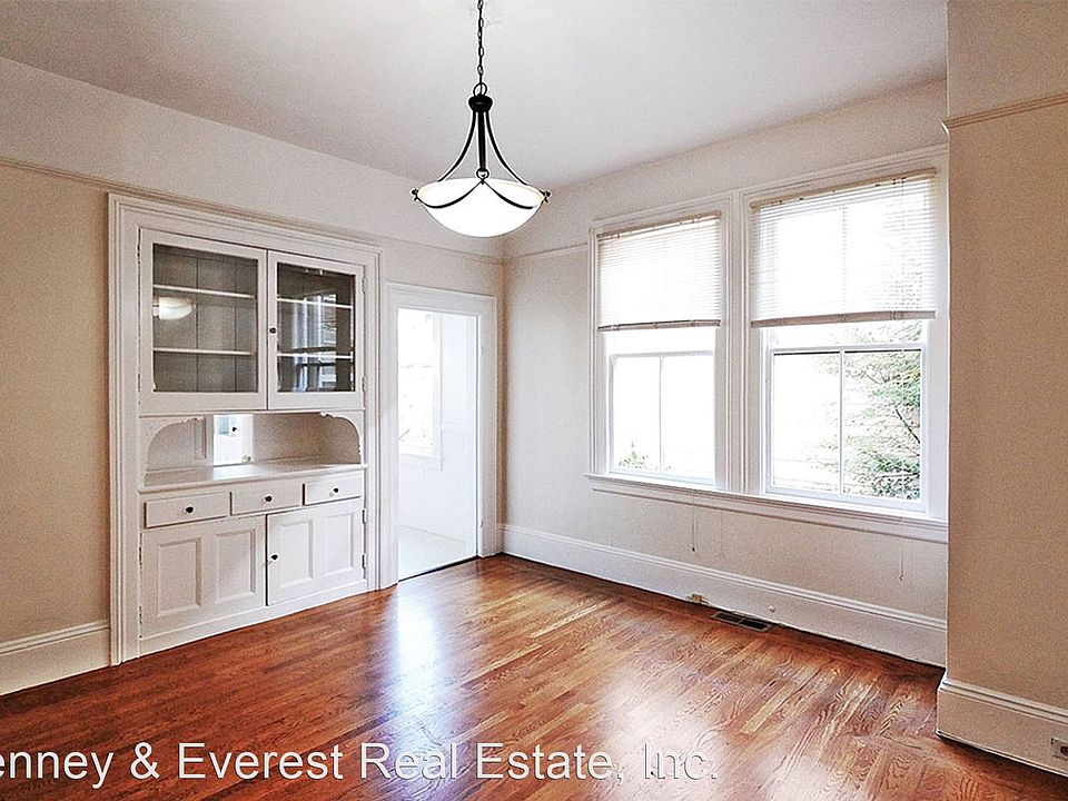 1st image of 2428 Bush St