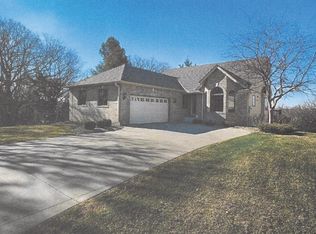 11817 Germaine Ter, Eden Prairie, MN 55347