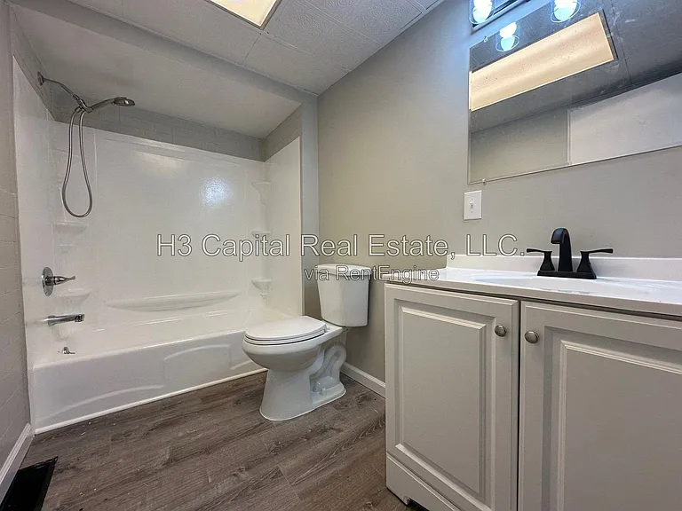7253 Town Hall Rd — Photo 4