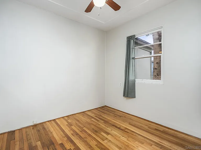 1537 Sunset Cliffs Blvd — Photo 8