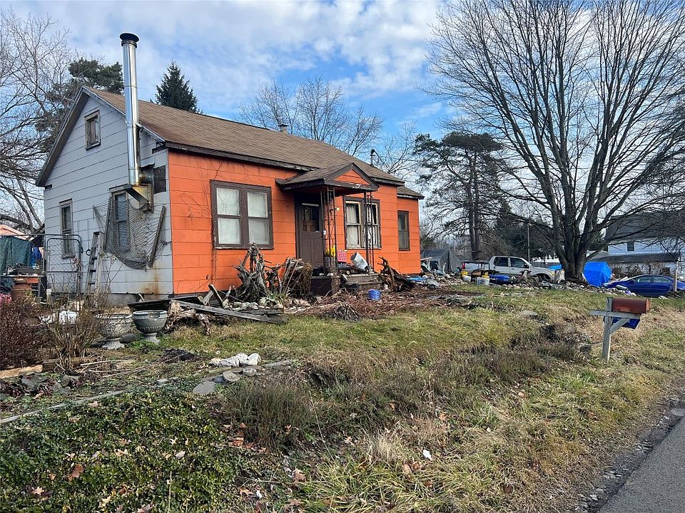 2nd image of 335 Glenmary Dr