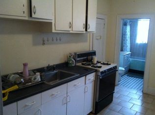 310 3rd St, Union City, NJ 07087