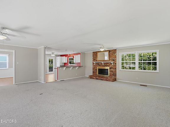3rd image of 8125 Chesterfield Dr