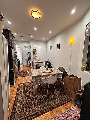 1st image of 341 Vernon Ave #3F