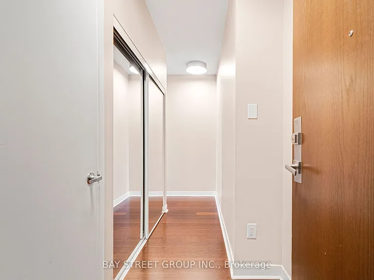 365 Prince Of Wales Dr #1108 — Photo 5