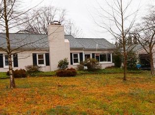 78 Gravel Hill Rd, Huntingdon Valley, PA 19006