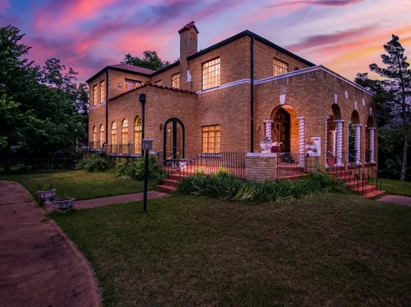 1224 W Minnesota Ave, Chickasha, OK 73018