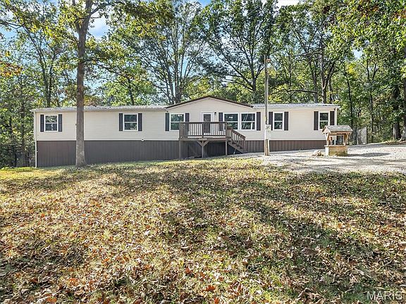 2nd image of 1065 Birch Dr