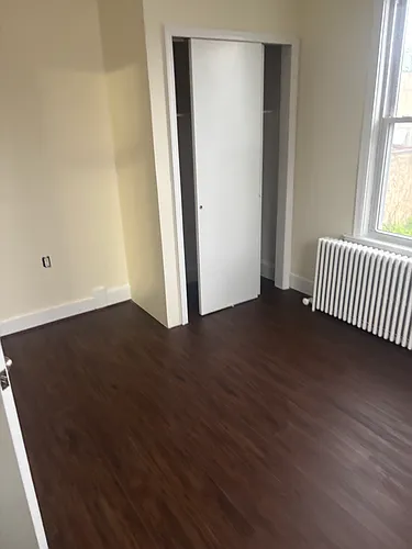 479 Clove Rd #2 Photo 1