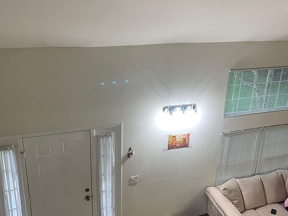 3rd image of 265 Acorn Dr