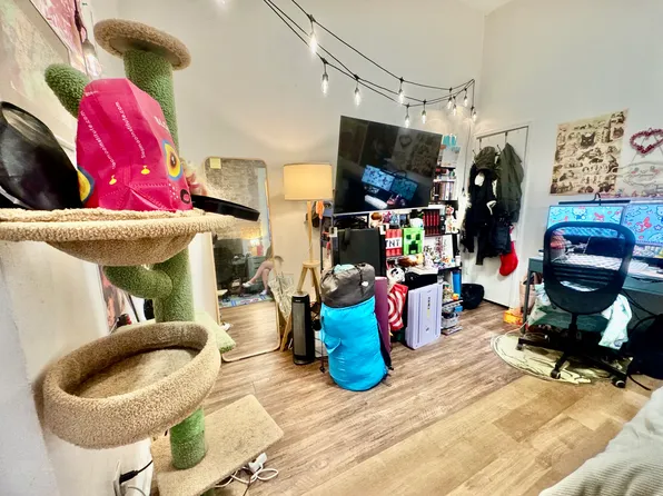 260 West 135th Street image 7 of 15