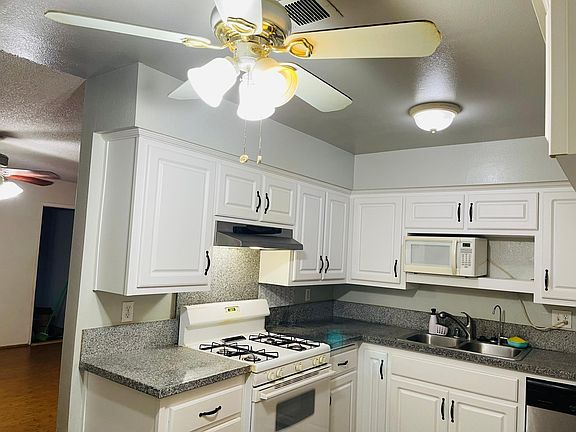 3rd image of 4400 Orrick Ct #B