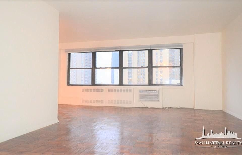 1st image of 1344 1st Ave #9A