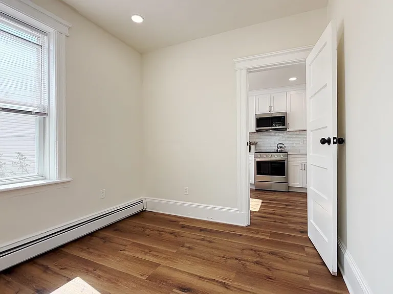 1918 Kerrigan Ave — Photo 11
