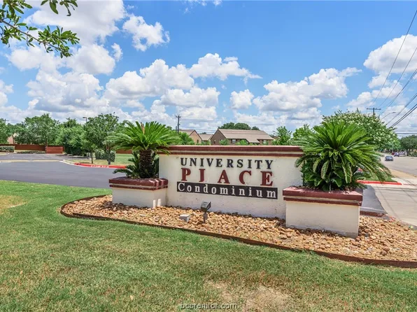 529 Parkway #304, College Station, TX 77840