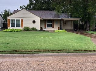 1214 Hudson Rd, Stamford, TX 79553