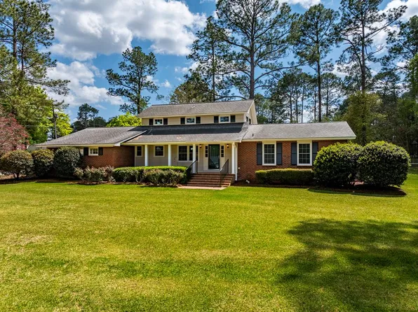 1902 Melba Dr, Tifton, GA 31793