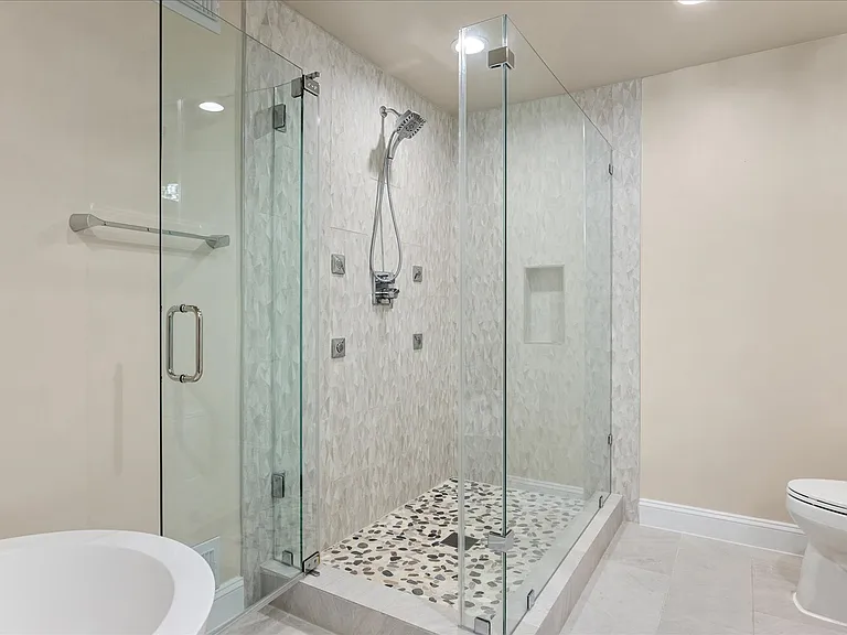 9036 Jeffery Rd — Photo 52