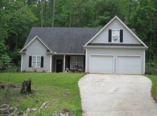 275 Riverridge Trl, Oxford, GA 30054