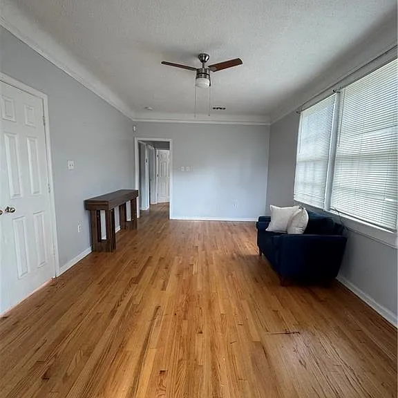 3507 Clermont Dr — Photo 12
