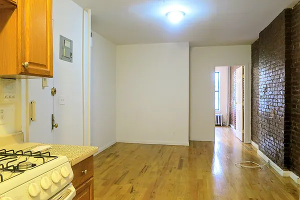 Rented by GPA Realty | media 42