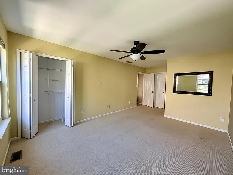 5504 Essex Ln — Photo 16