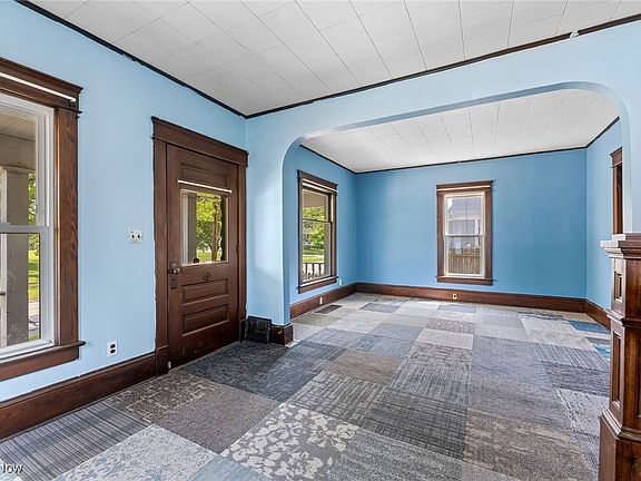 3rd image of 164 E Highland Ave