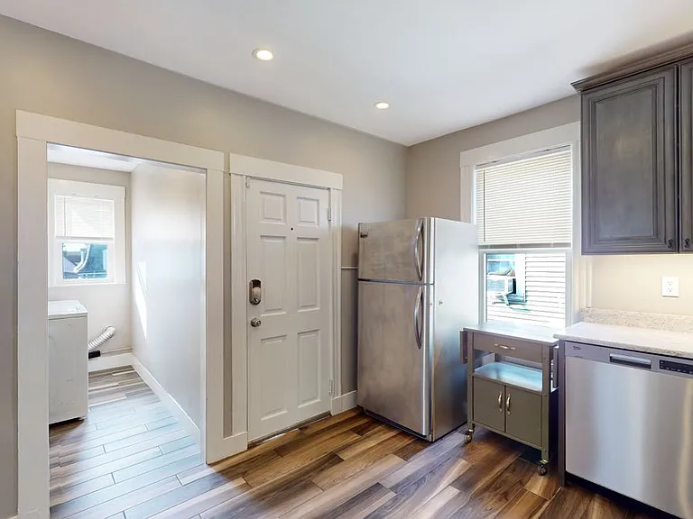 63 Whitten St #3 — Photo 13