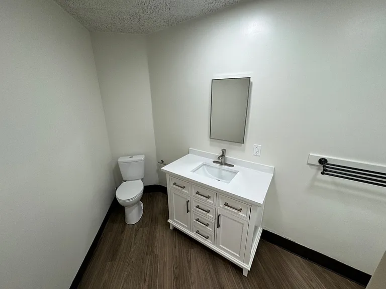 Unit Photo