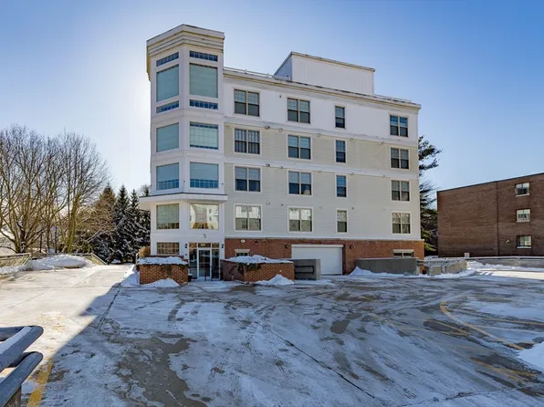 5 Ballister St Unit 521, Wakefield, MA 01880