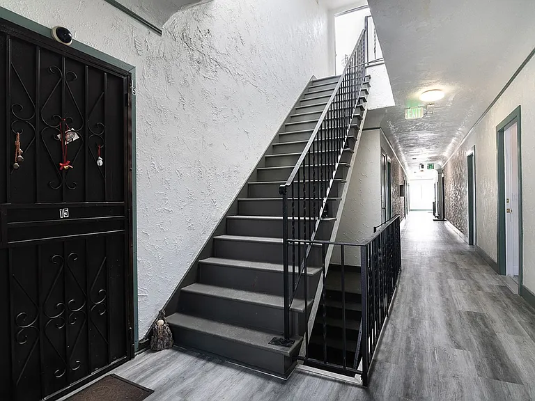 27th Street Studios and One Bedrooms — Photo 26