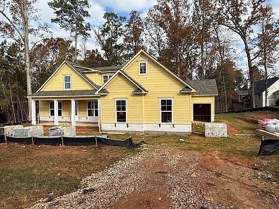 3rd image of 1450 Lake Dr