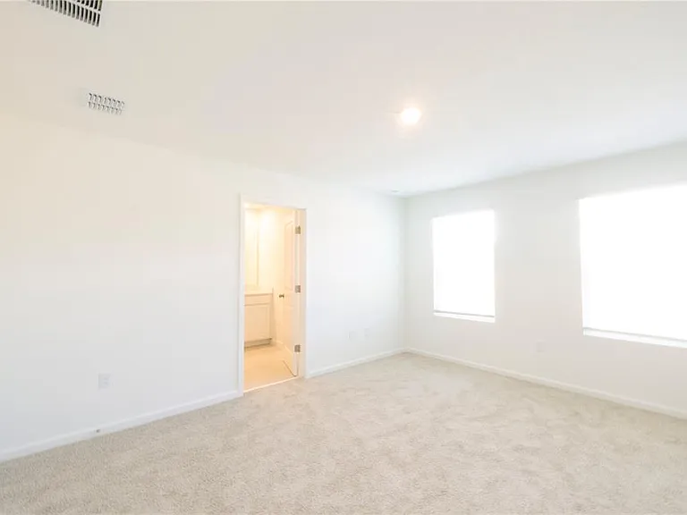 104 Royal Ranch Rd — Photo 65