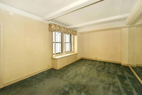 Sold by CitiSuites International Realty | media 9