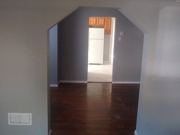 4th image of 4070 Schiller Pl