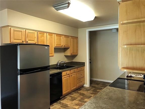 4th image of 1636 Avenue F