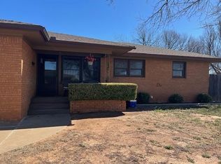 1800 Sunset Dr, Altus, OK 73521