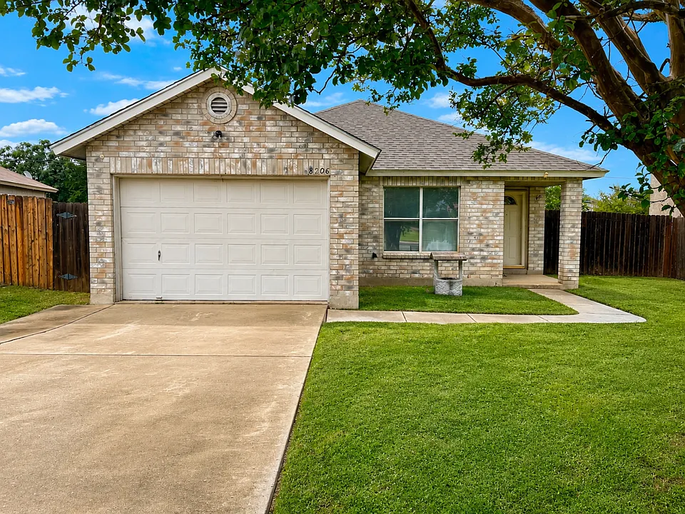 8206 Longhorn Ridge Dr