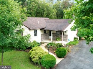 573 Gehman School Rd, Denver, PA 17517